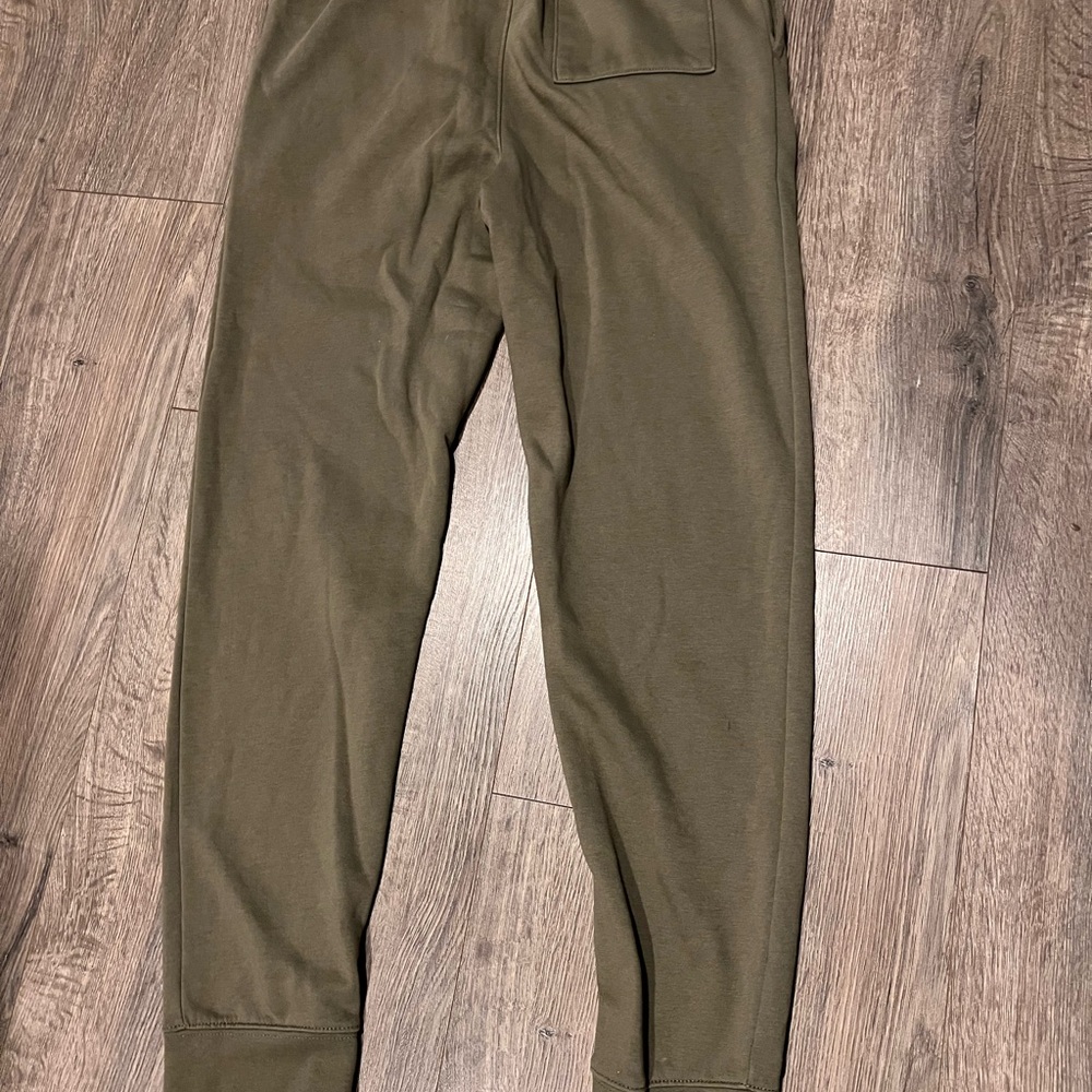 Nike Air Jordan Boys Joggers XL Olive Green Sweatpants Youth xl XLarge Athletic - Picture 3 of 7